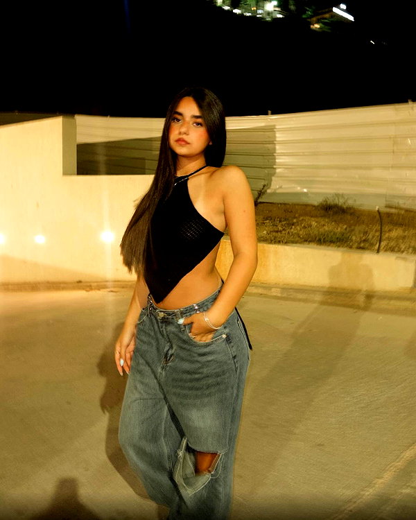shilatlazmiii instagram image archive image
