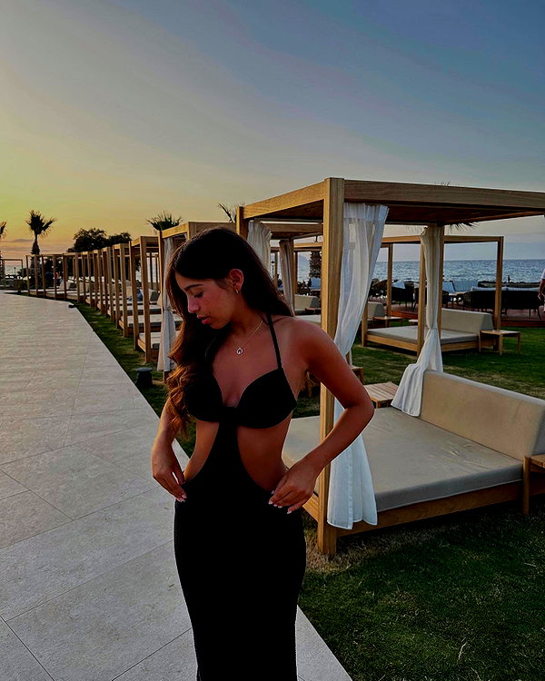 shir_revivo1 instagram image archive image