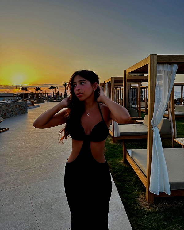 shir_revivo1 instagram image archive image