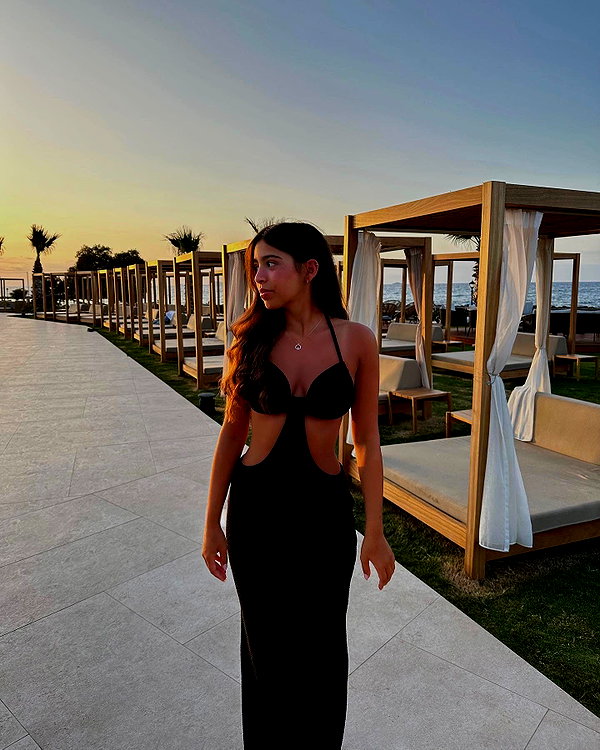 shir_revivo1 instagram image archive image