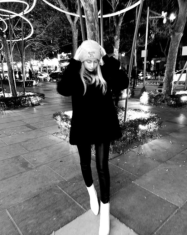 shira_karvat instagram image archive image