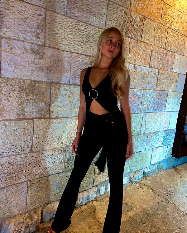 shira_karvat instagram image archive image