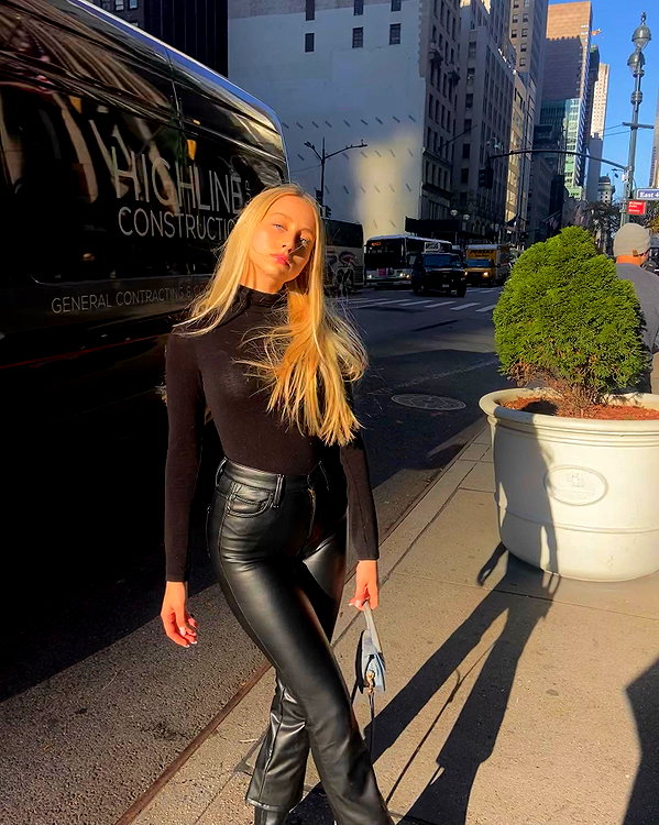 shira_karvat instagram image archive image