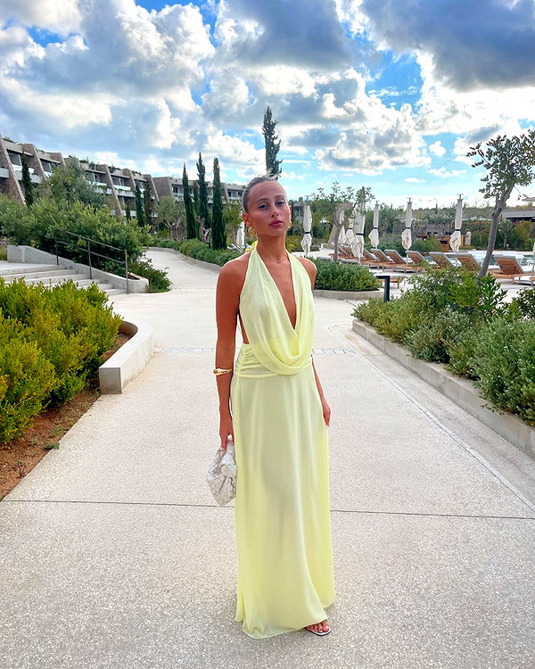 shira_karvat instagram image archive image
