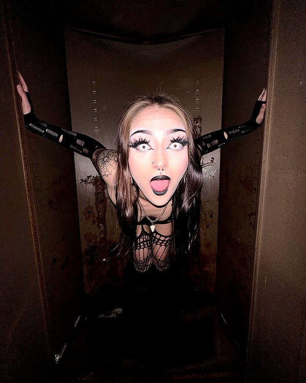 skyyy_babyyy3 instagram image archive image