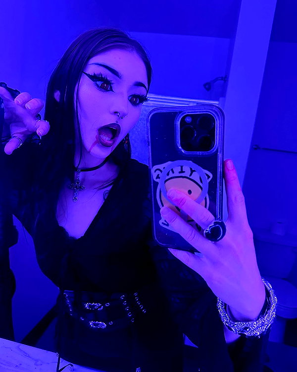skyyy_babyyy3 instagram image archive image