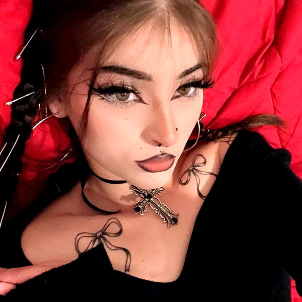 skyyy_babyyy3 instagram image archive image