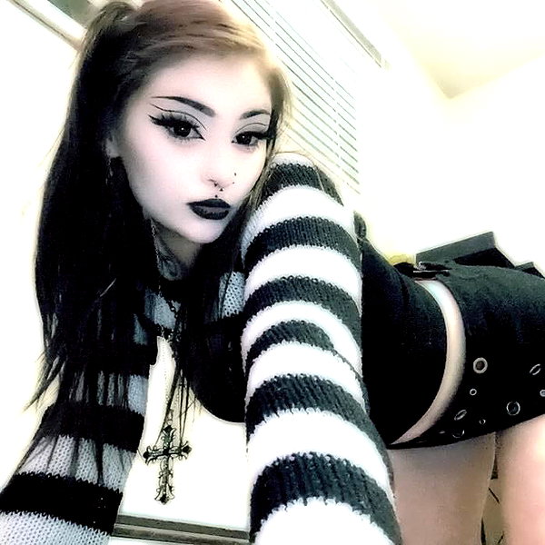 skyyy_babyyy3 instagram image archive image