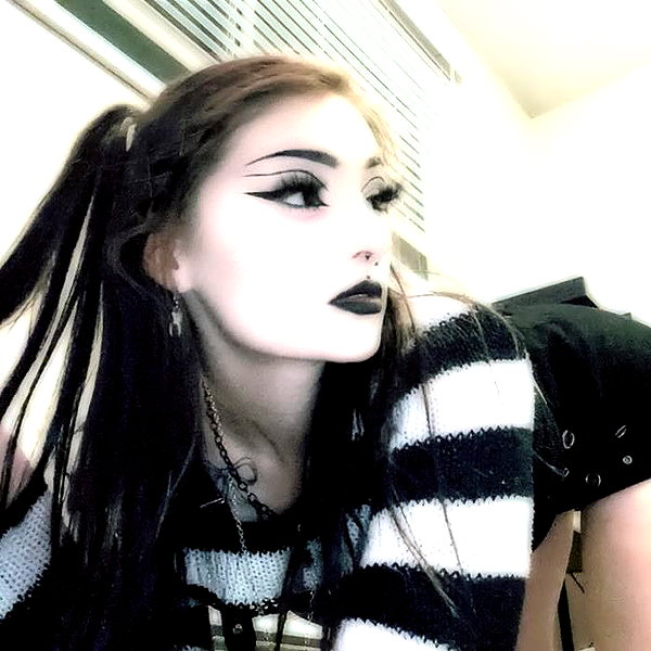 skyyy_babyyy3 instagram image archive image