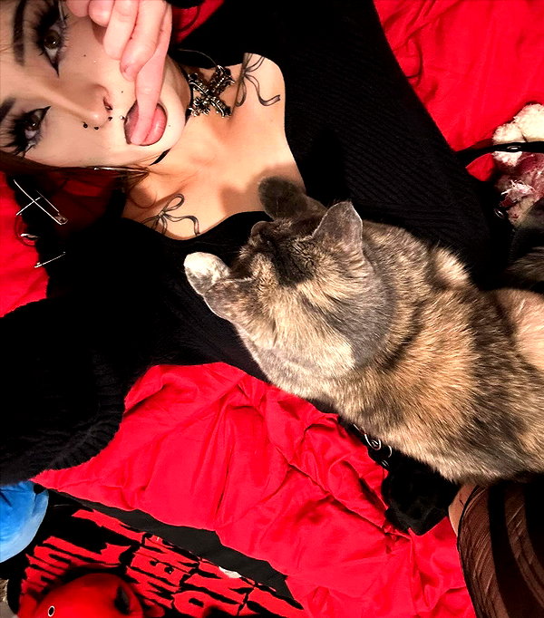skyyy_babyyy3 instagram image archive image
