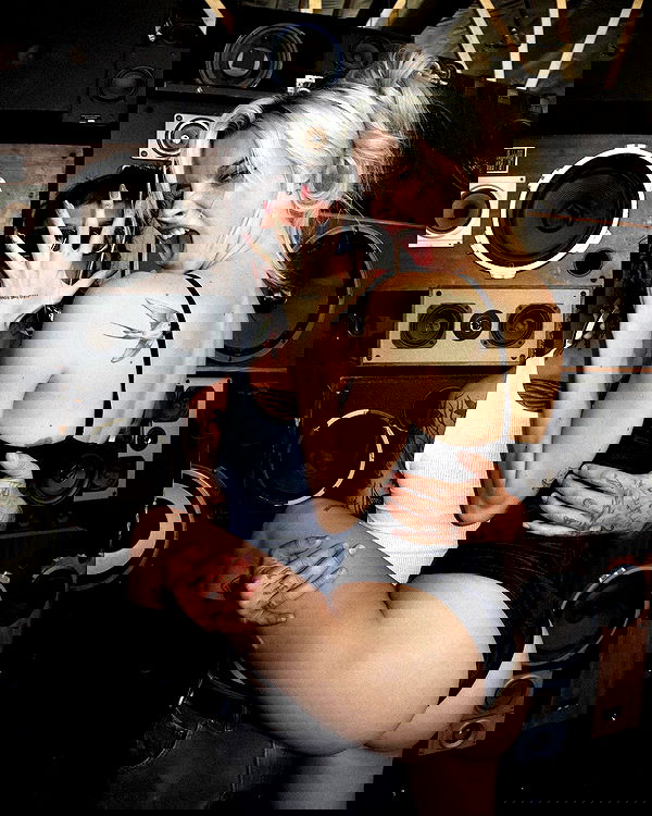 smashedely smashedely archive image