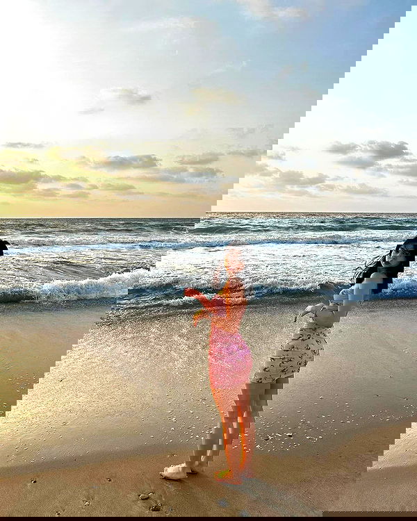 sofiabooshin sofiabooshin archive image