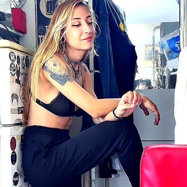 soll_f0 instagram image archive image