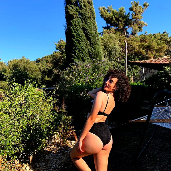 sonia.v._ instagram image archive image