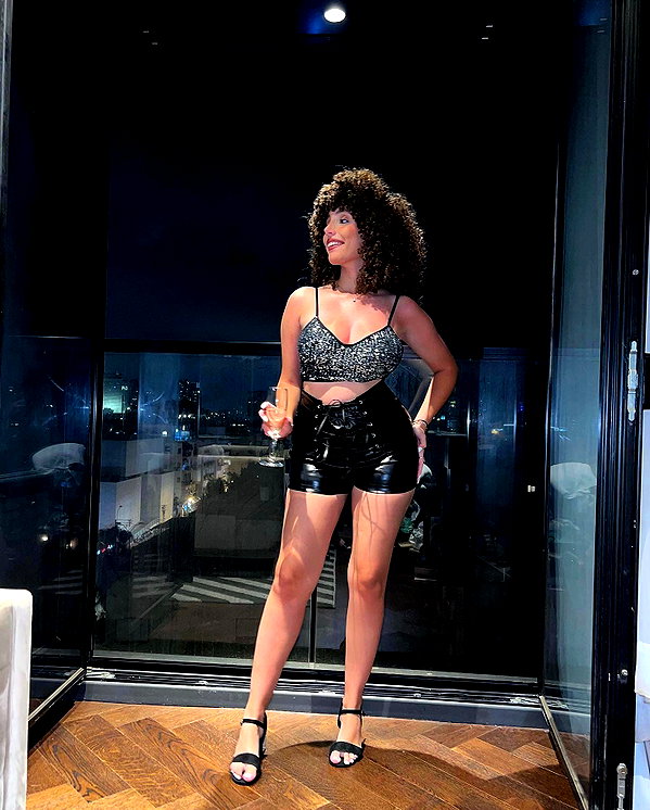sonia.v._ instagram image archive image