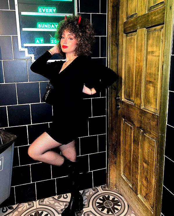 sonia.v._ instagram image archive image