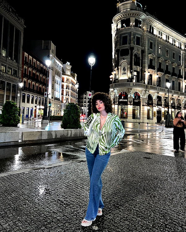sonia.v._ instagram image archive image