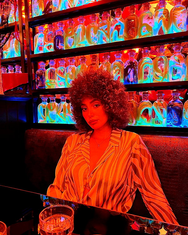 sonia.v._ instagram image archive image