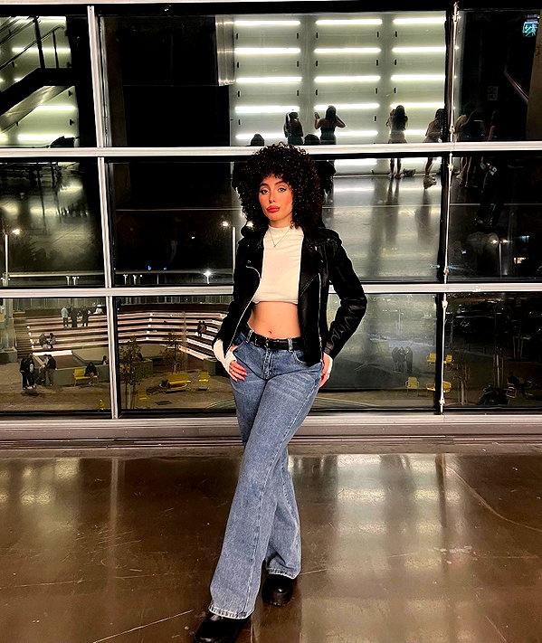 sonia.v._ instagram image archive image