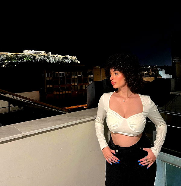 sonia.v._ instagram image archive image