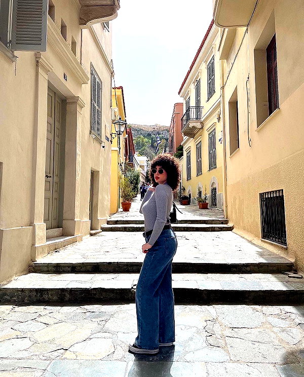 sonia.v._ instagram image archive image