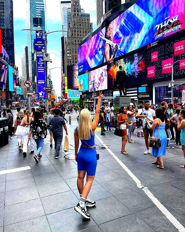 sonia_litvanchuk instagram image archive image