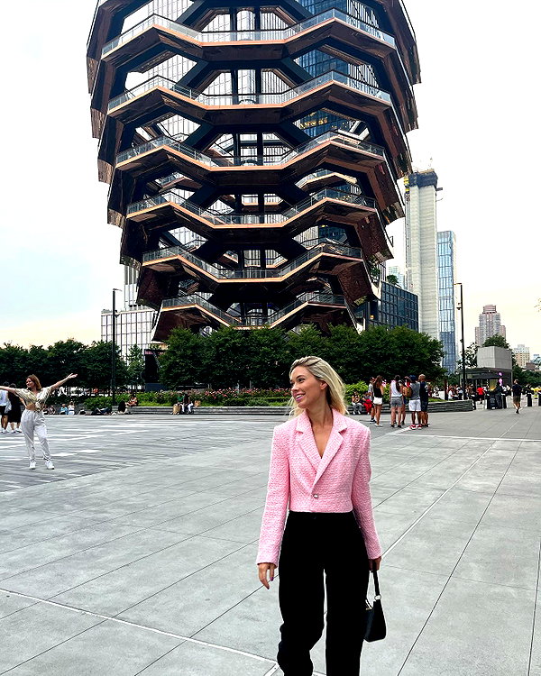 sonia_litvanchuk instagram image archive image