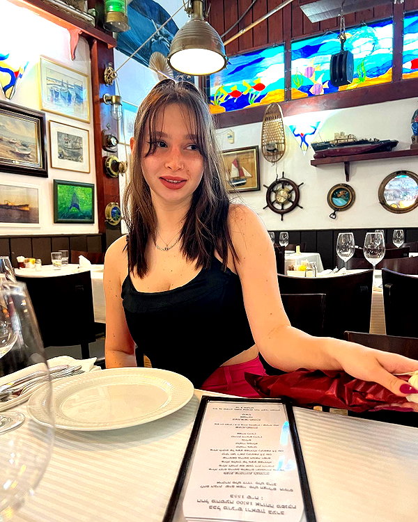 sophia.zadvor instagram image archive image