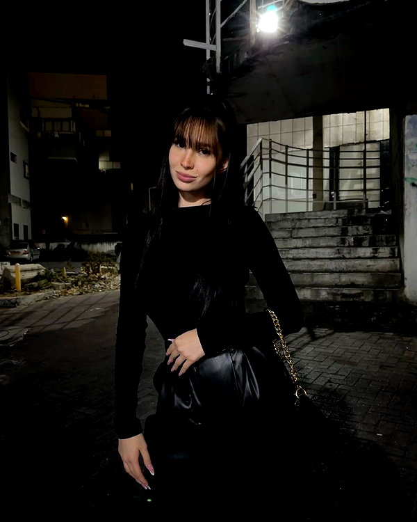 sophia.zadvor instagram image archive image