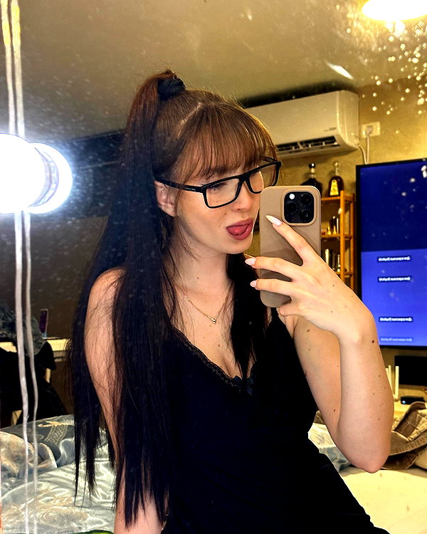 sophia.zadvor instagram image archive image