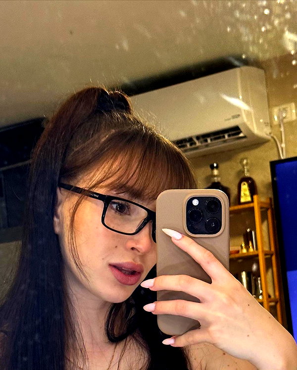 sophia.zadvor instagram image archive image