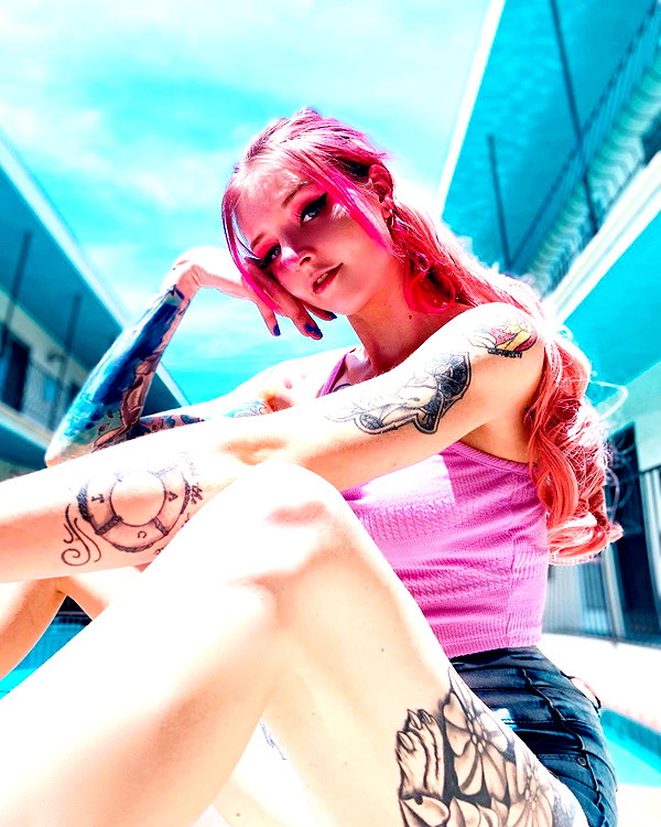 sophiisaturn instagram image archive image