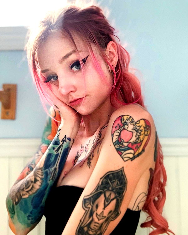 sophiisaturn instagram image archive image