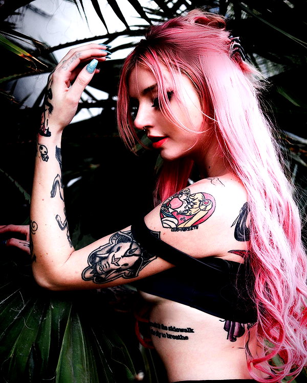sophiisaturn instagram image archive image