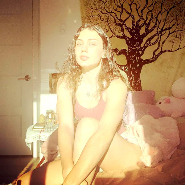 sorryiatetheapple instagram image archive image