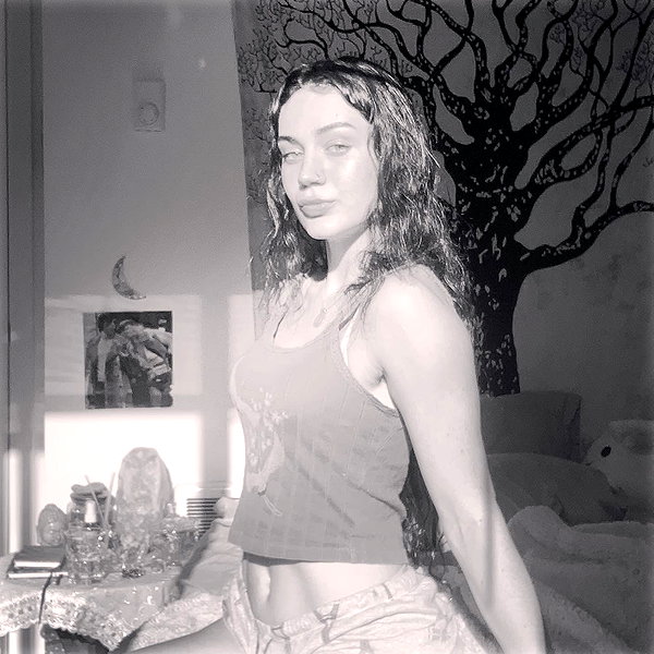 sorryiatetheapple instagram image archive image