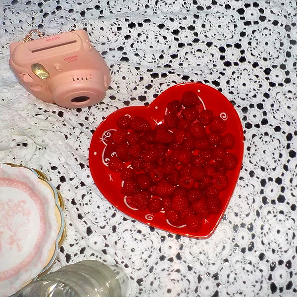 sorryiatetheapple instagram image archive image
