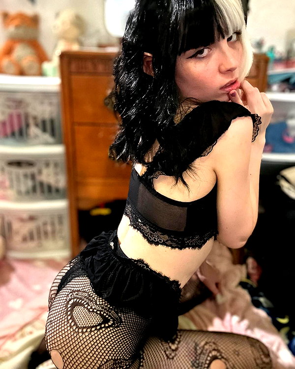 spicybunyyy_ instagram image archive image
