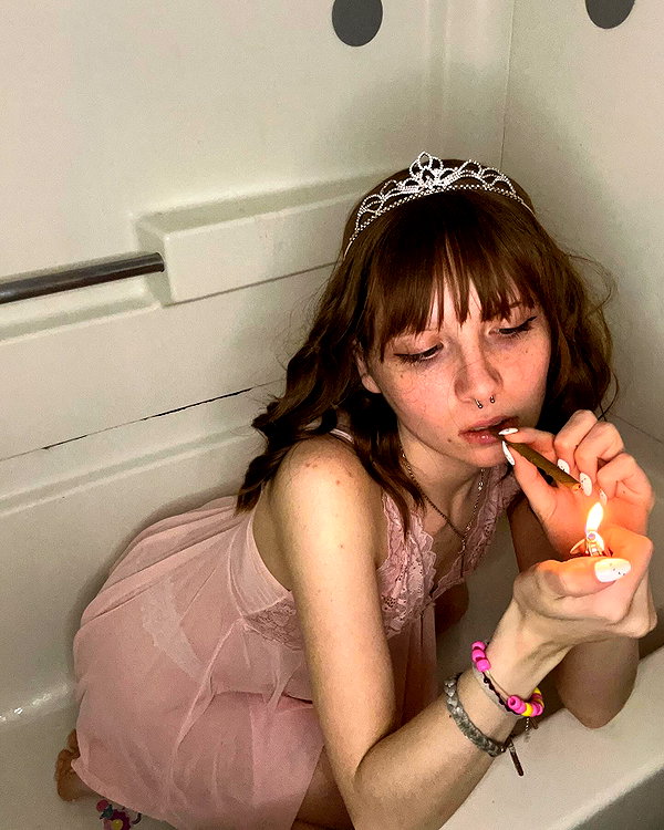 spicybunyyy_ instagram image archive image