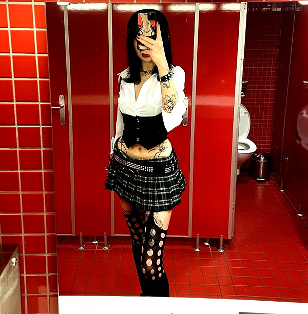 stine_stromskag instagram image archive image