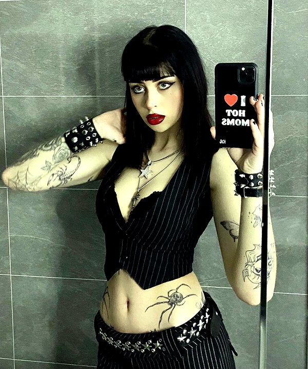 stine_stromskag instagram image archive image