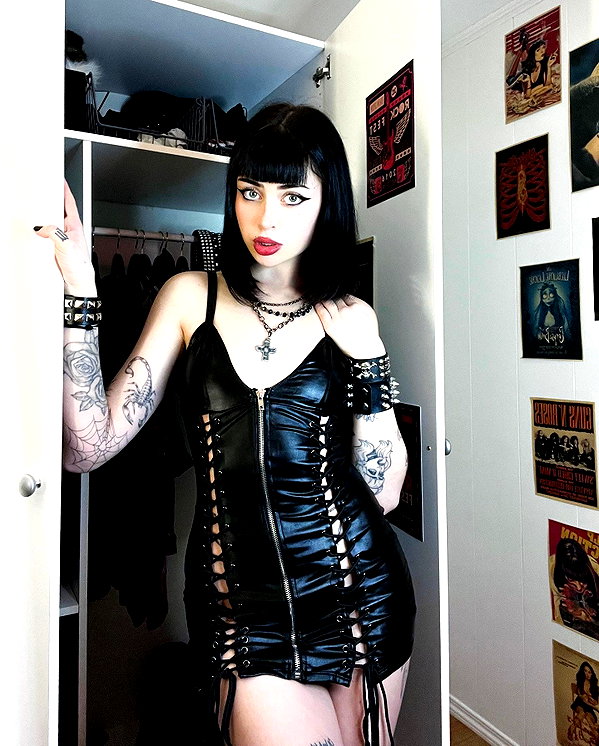 stine_stromskag instagram image archive image