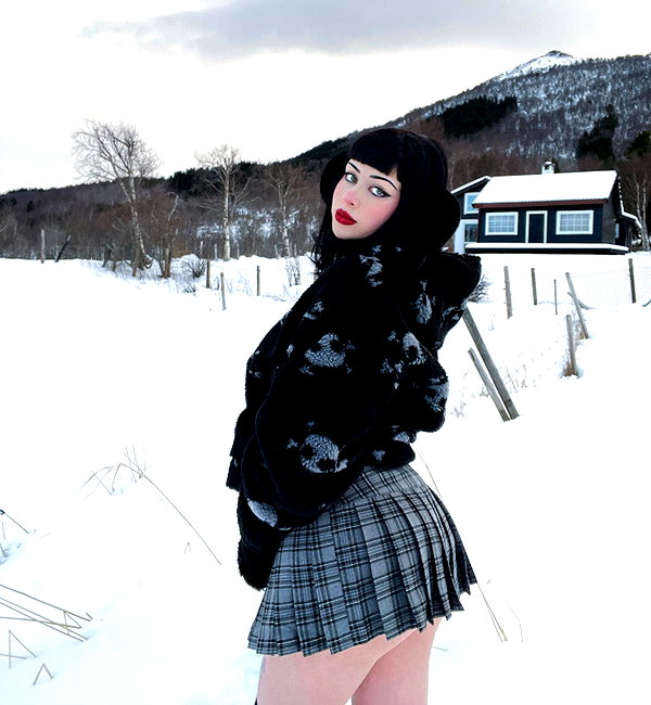 stine_stromskag instagram image archive image