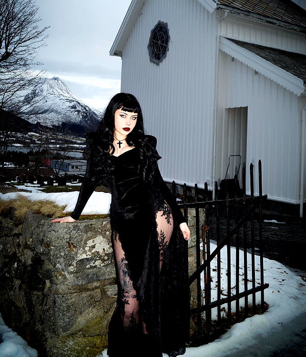 stine_stromskag instagram image archive image