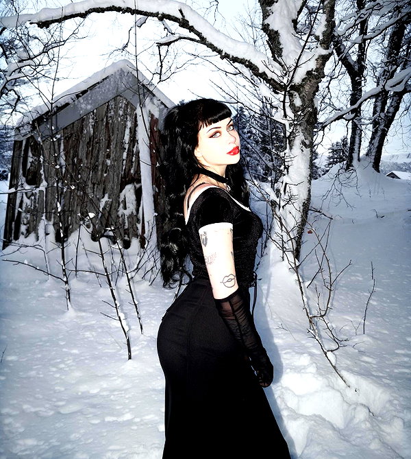 stine_stromskag instagram image archive image