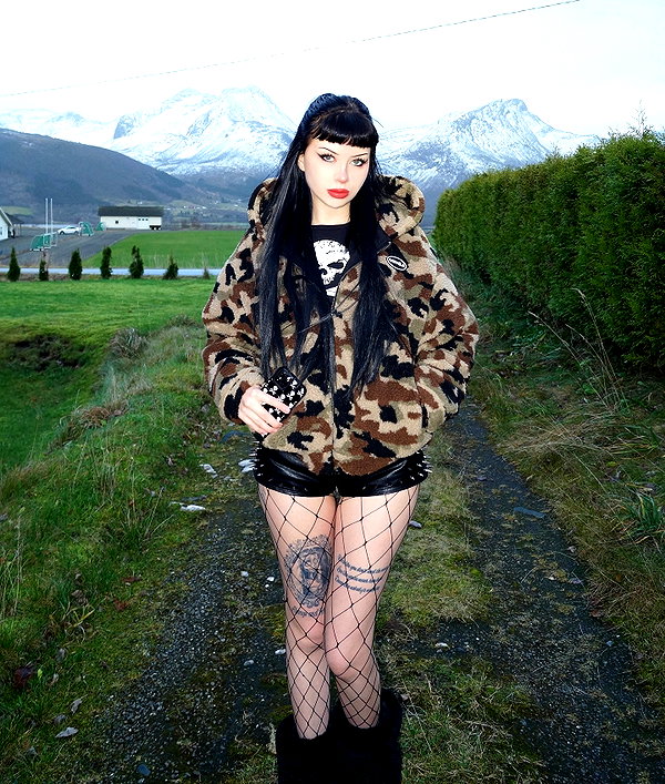 stine_stromskag instagram image archive image