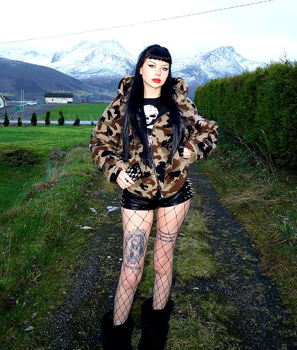 stine_stromskag instagram image archive image