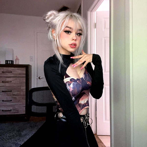 sugoimeg instagram image archive image