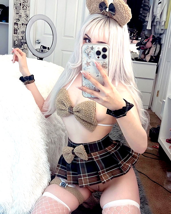 sugoimeg instagram image archive image
