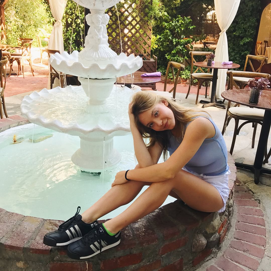 sydney_sweeney instagram image archive image